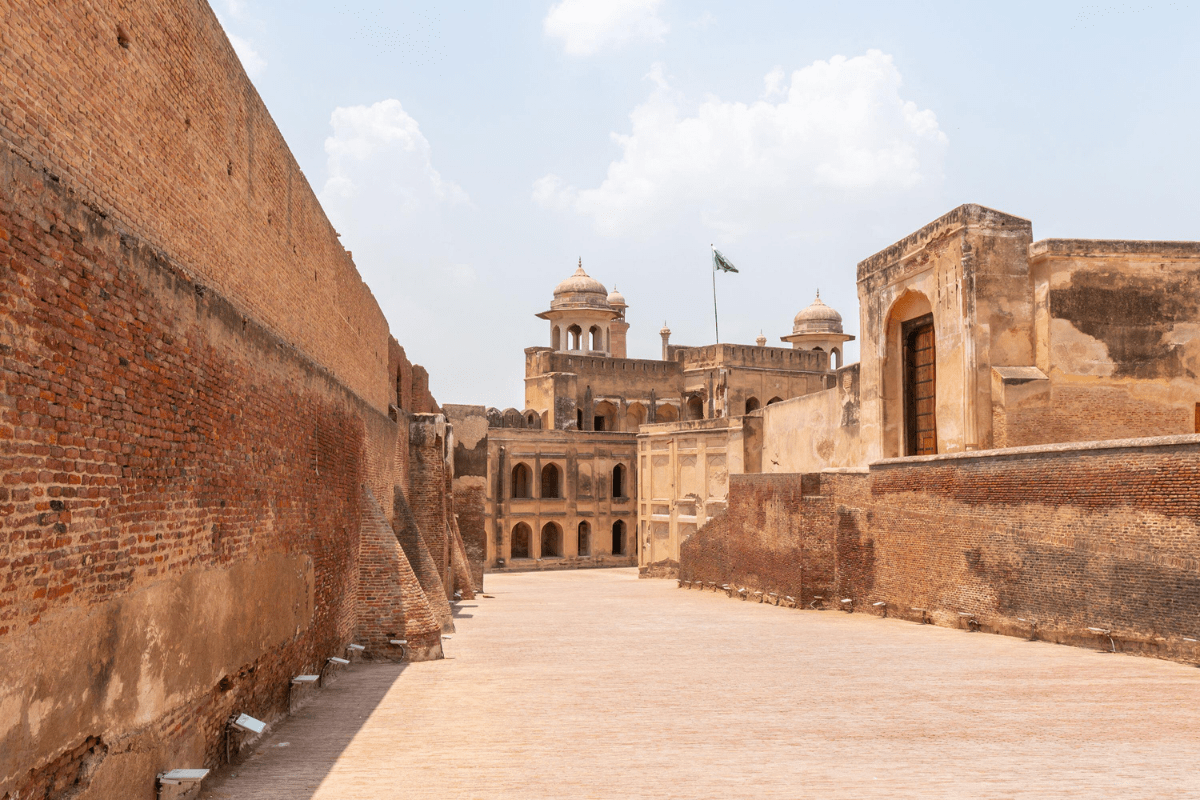 1 Day tour to Lahore